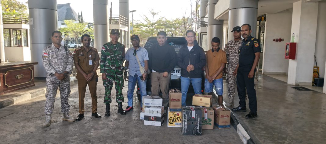Satgas Citarum Gagalkan Upaya Penyelundupan Minuman Beralkohol di PLBN Motaain