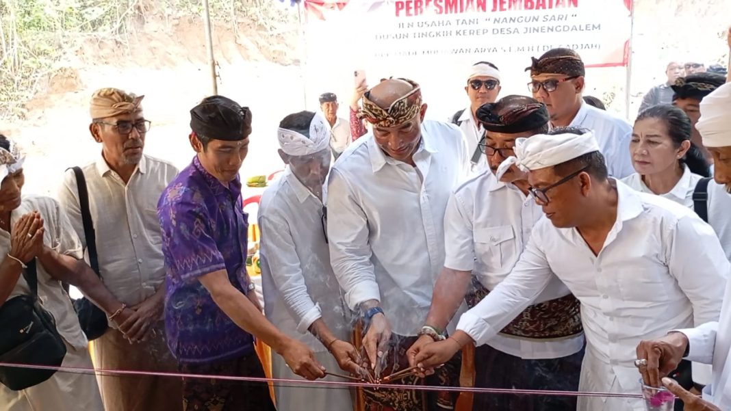 ‘Situ Banda’ Jembatan Penghubung Desa Jinangdalem – Penglatan Diresmikan, Jadi Harapan Baru Petani