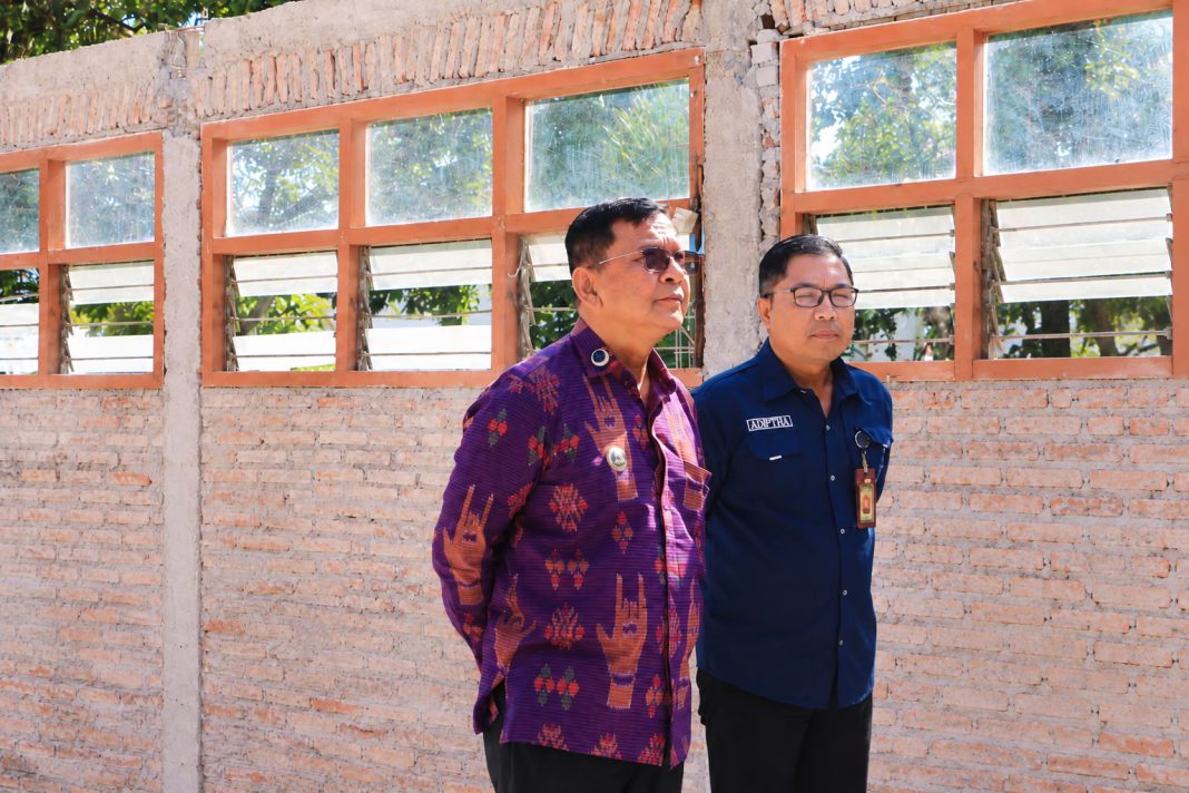 21 SD di Buleleng Direvitalisasi, Bupati Sutjidra Pantau Langsung Progres Pekerjaan