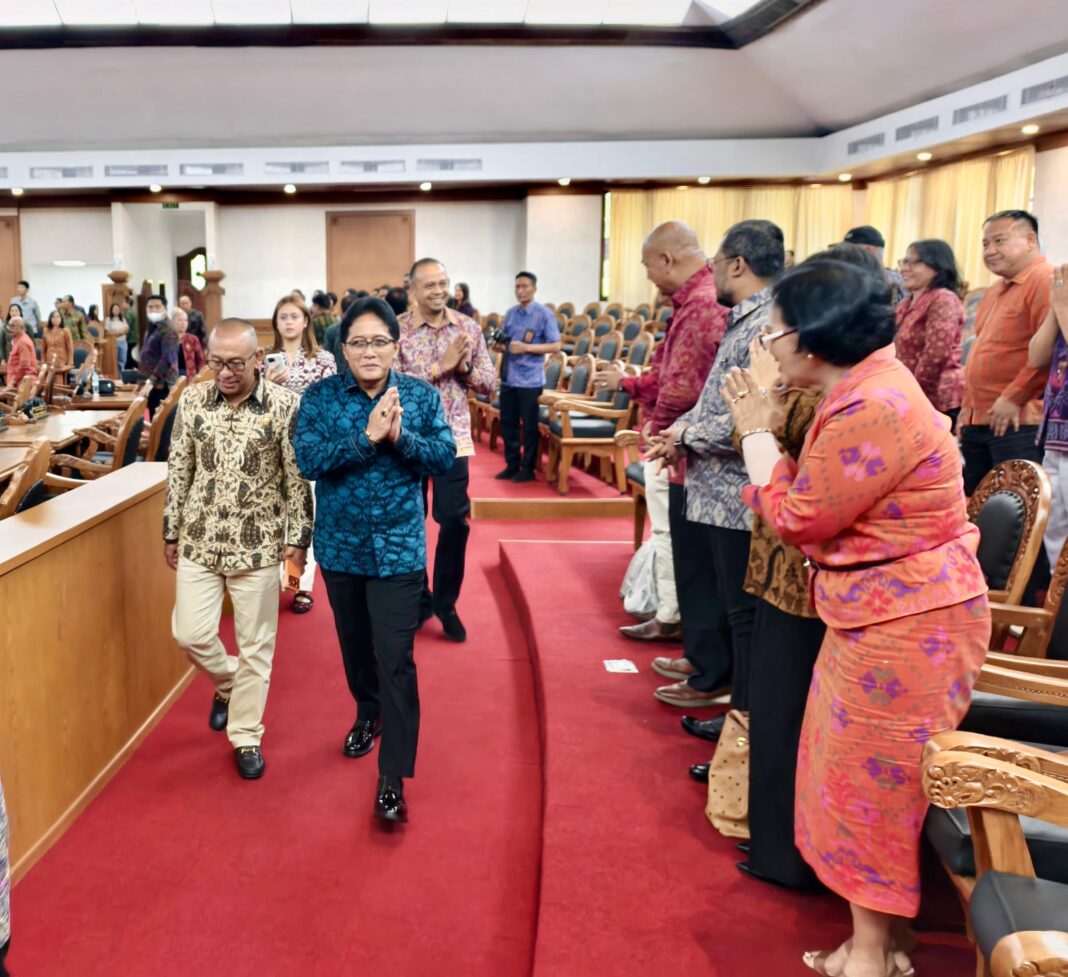 Wagub Nyoman Giri Prasta: Masukan Fraksi Jadi Bahan Penyempurnaan Rancangan APBD Bali 2027