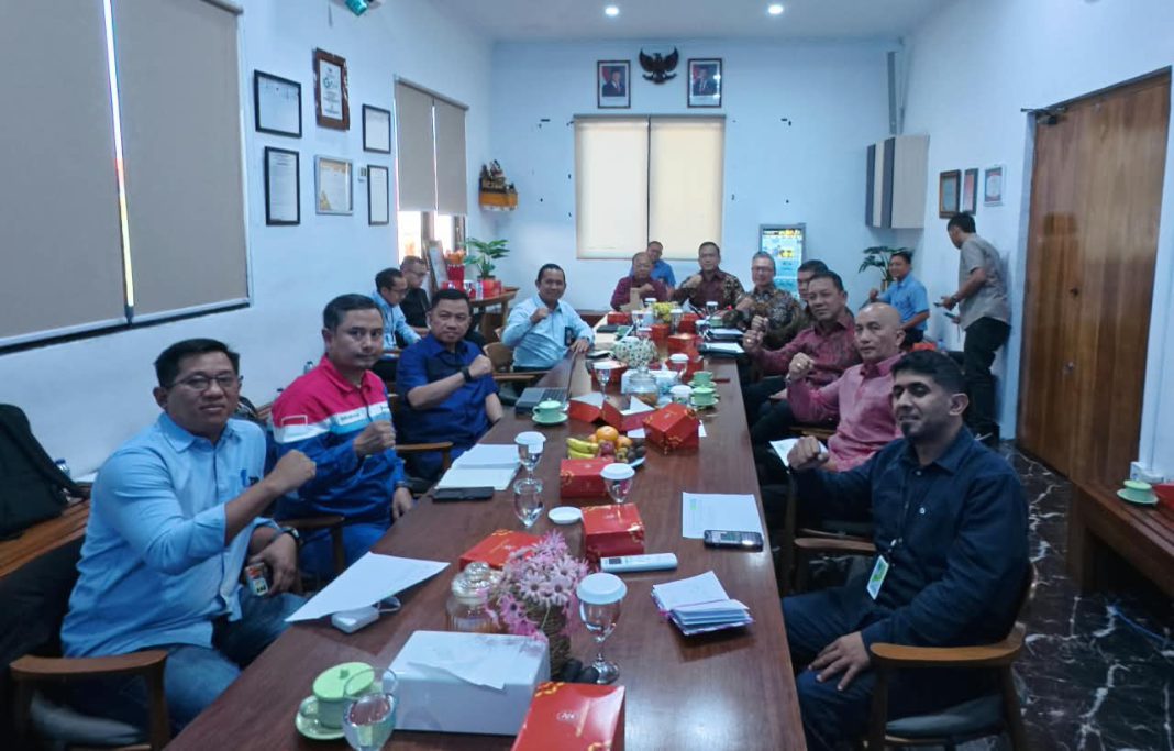 Gubernur Koster Tinjau Terminal BBM, Minta Pertamina Percepat Pemulihan Distribusi, Pertamina Pastikan Pasokan BBM Bali Cukupi hingga Dua Pekan ke Depan